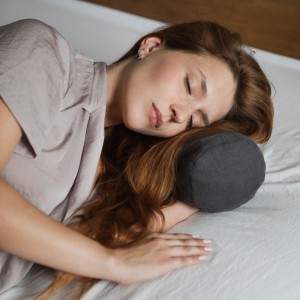 Mały wałek do jogi z łuską gryki GRAPHITE